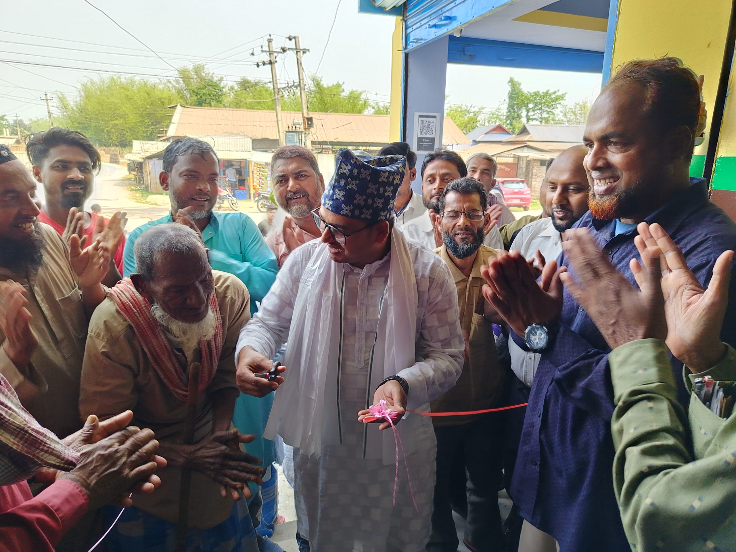 वडाध्यक्ष खानद्वारा हबीब मेडिकल हलको उद्घाटन, स्थानीयहरू उत्साहित